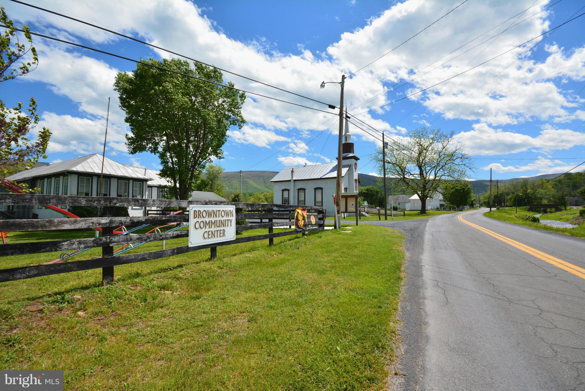 HOLIDAY PLANTATION - Land