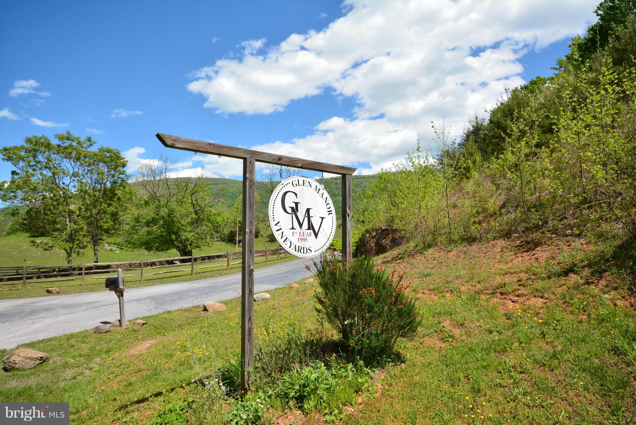 HOLIDAY PLANTATION - Land