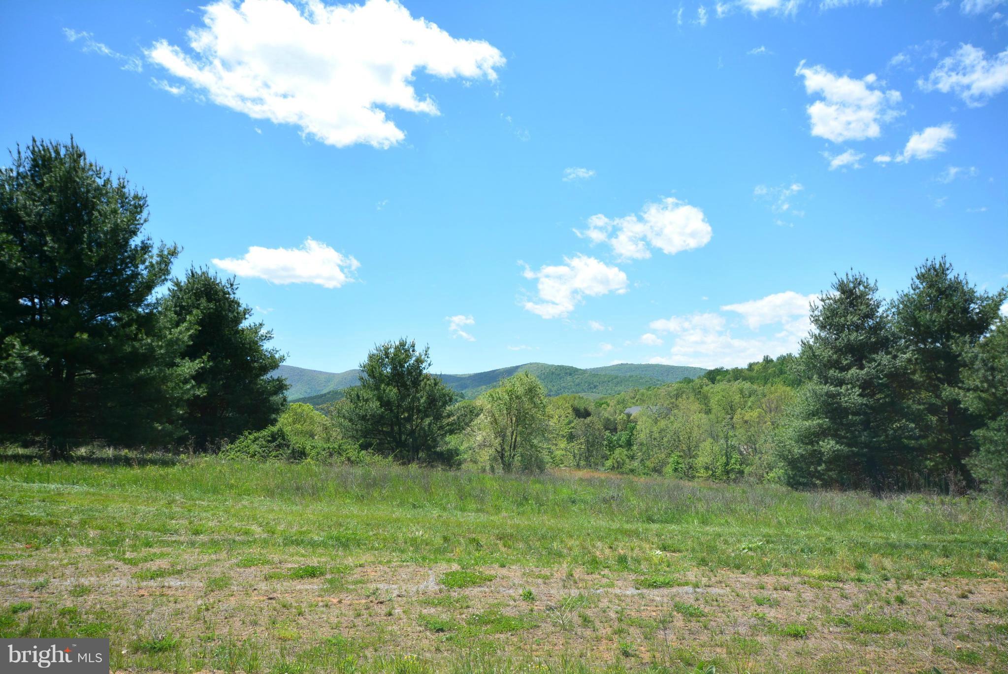 HOLIDAY PLANTATION - Land