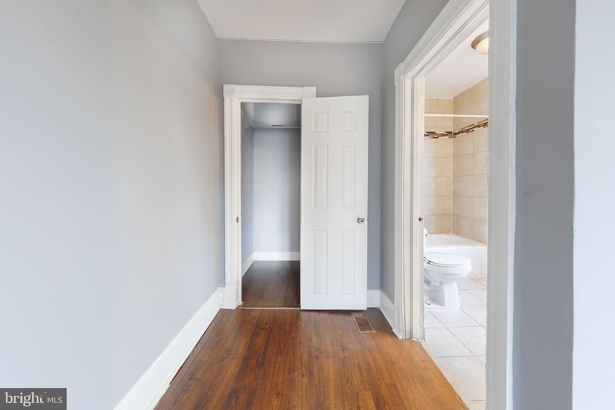 WHITE HOUSE HEIGHTS - Residential