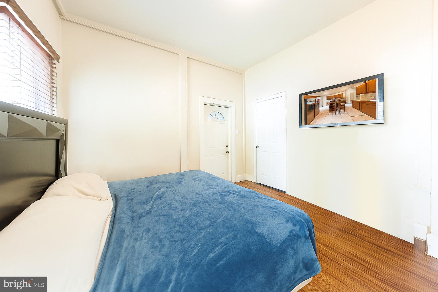 WHITE HOUSE HEIGHTS - Residential