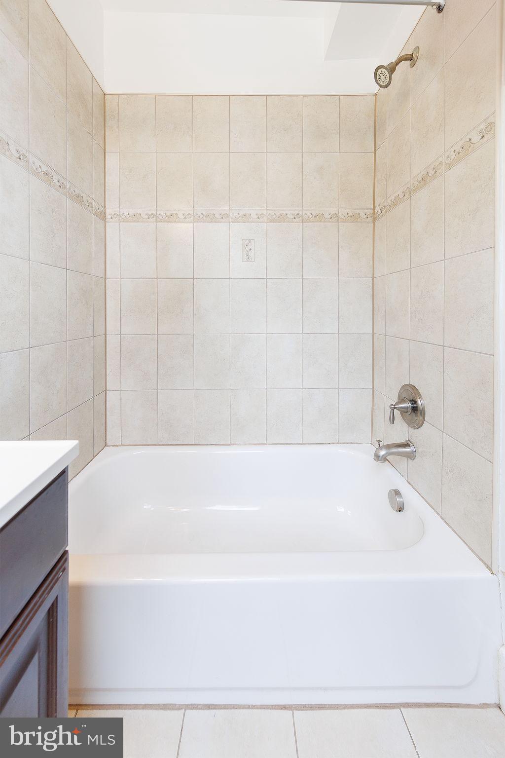 WHITE HOUSE HEIGHTS - Residential