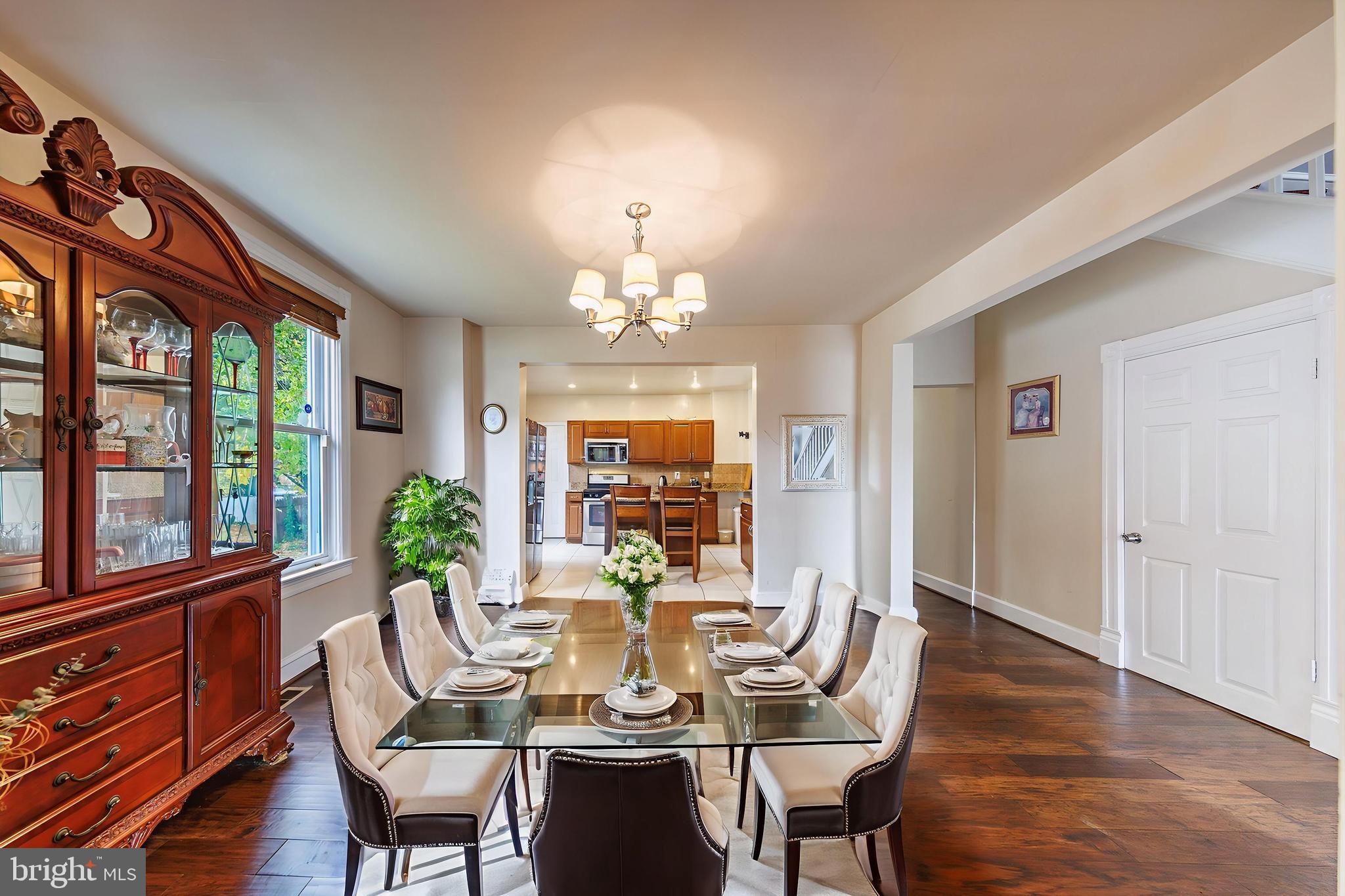 WHITE HOUSE HEIGHTS - Residential