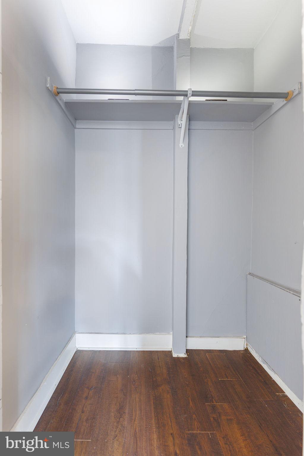 WHITE HOUSE HEIGHTS - Residential