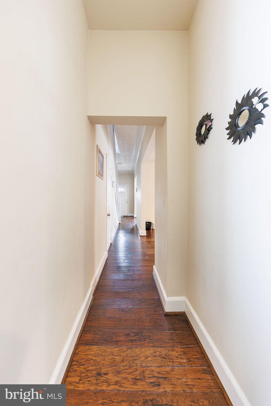 WHITE HOUSE HEIGHTS - Residential