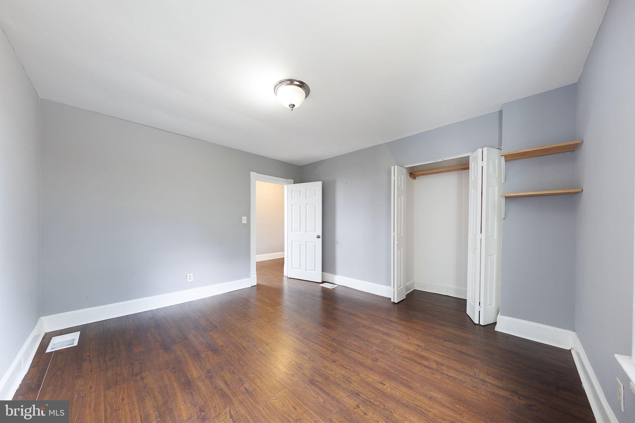 WHITE HOUSE HEIGHTS - Residential