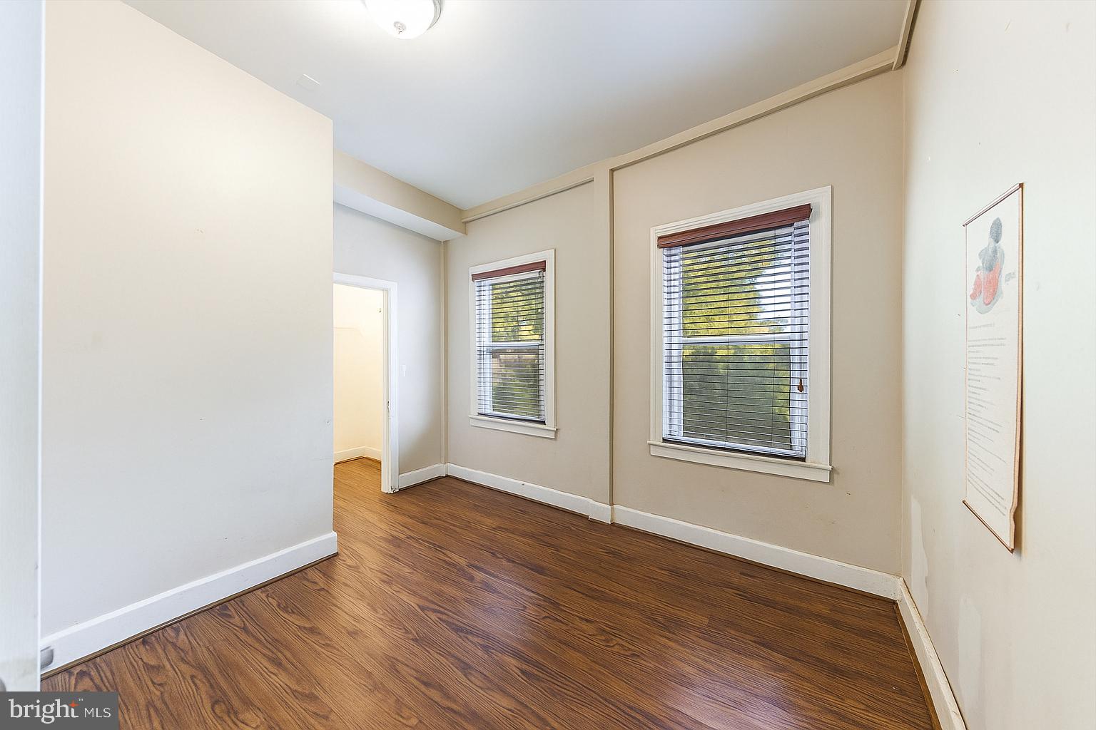 WHITE HOUSE HEIGHTS - Residential