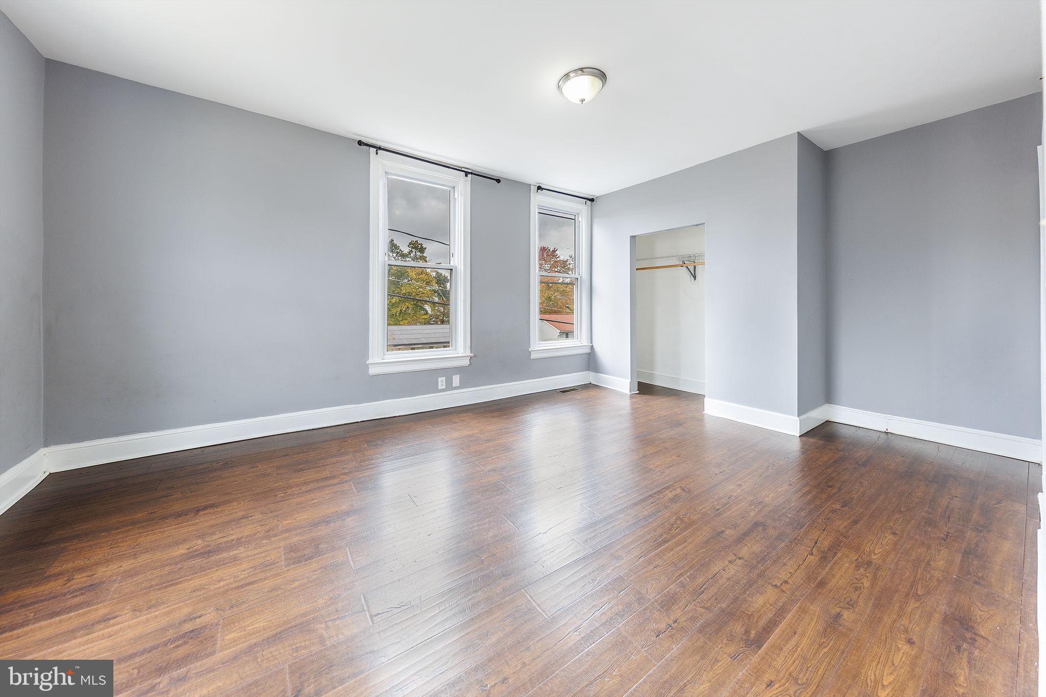 WHITE HOUSE HEIGHTS - Residential