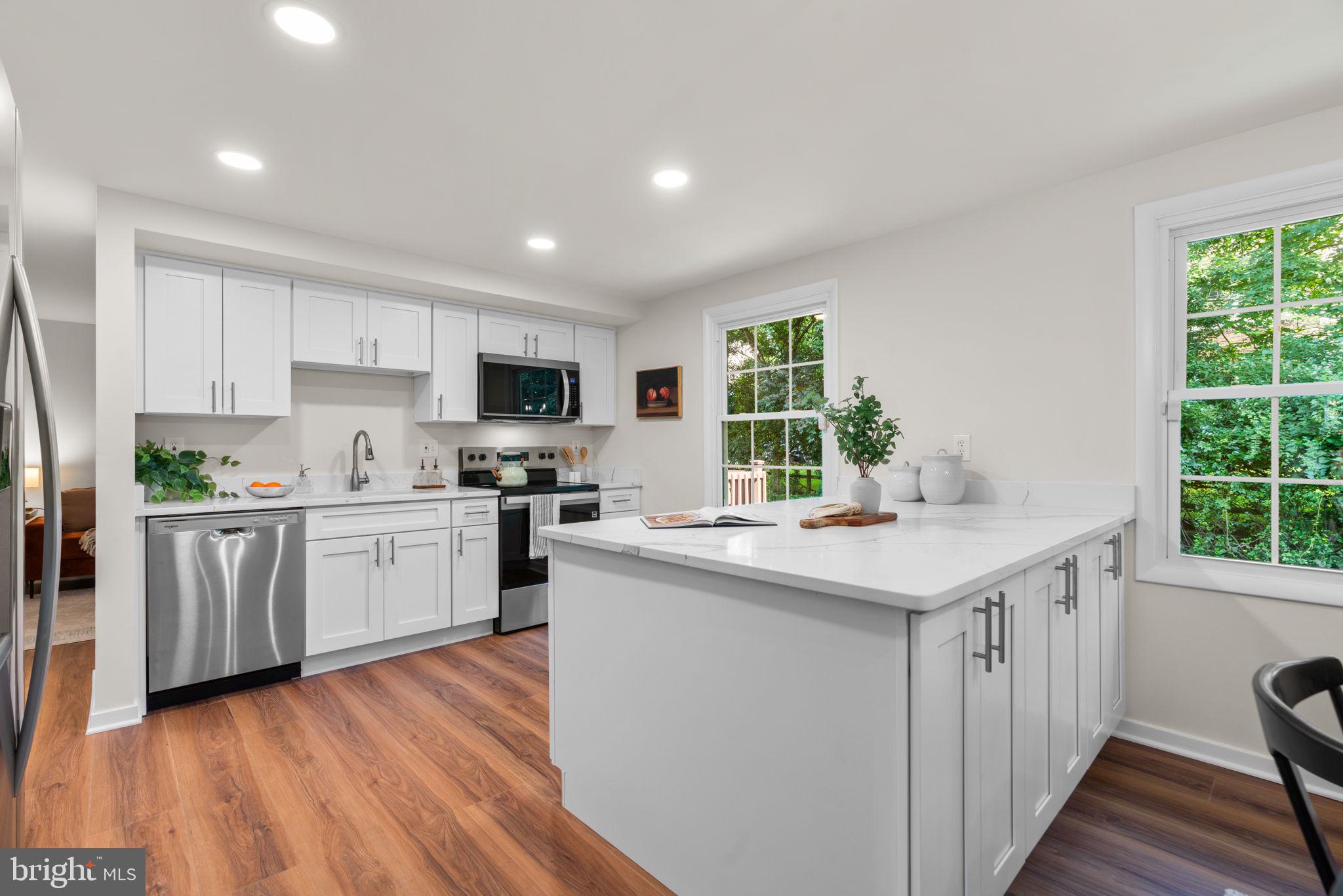 OWEN BROWN WOODS - Residential