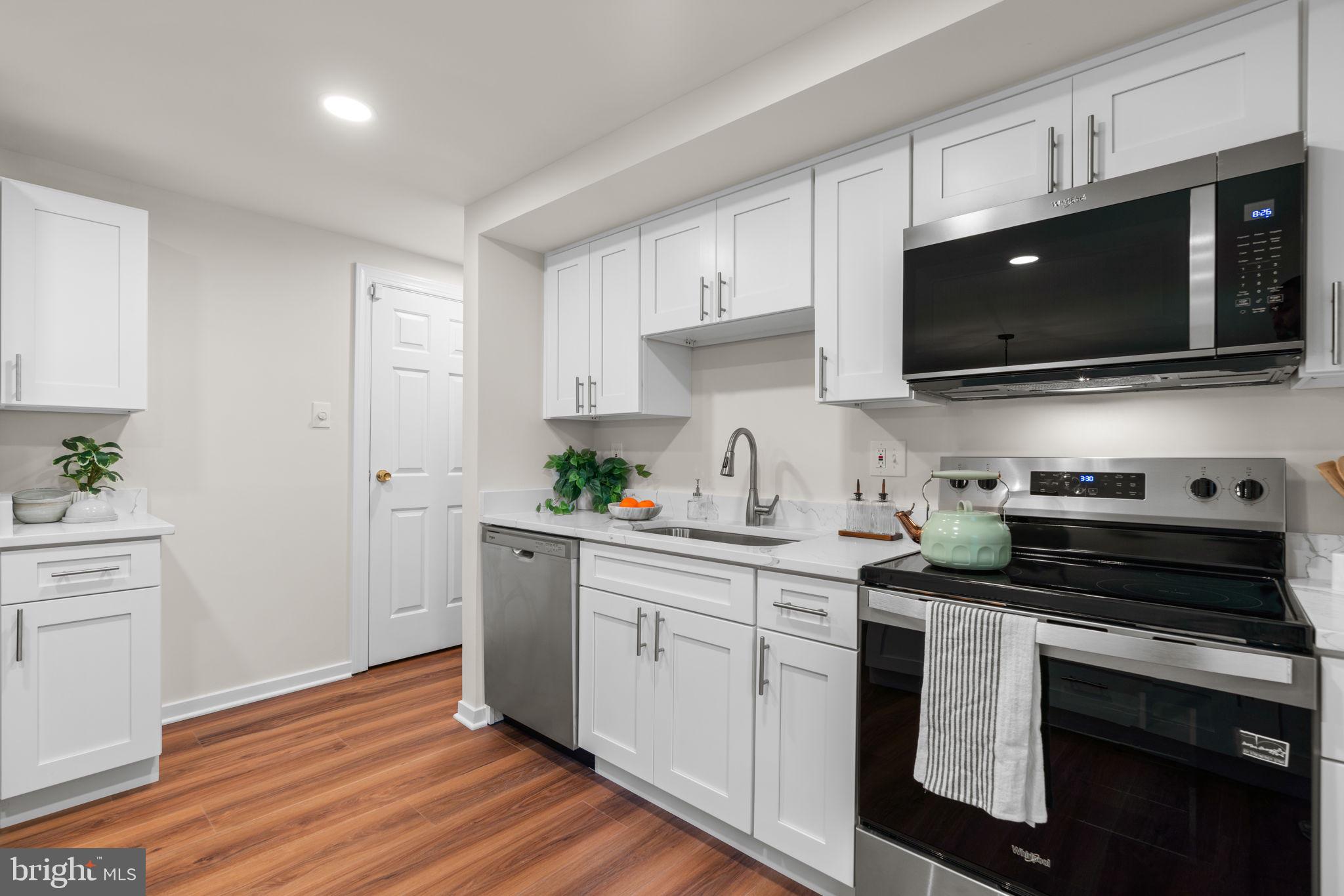 OWEN BROWN WOODS - Residential