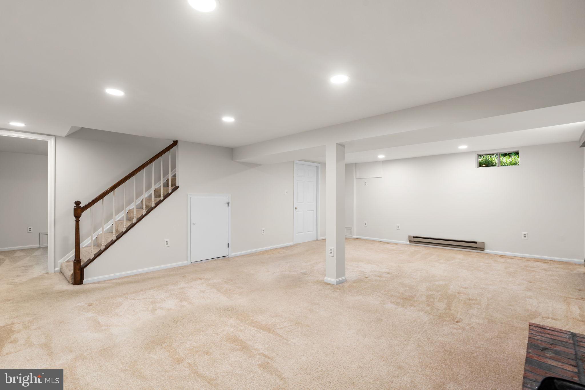 OWEN BROWN WOODS - Residential