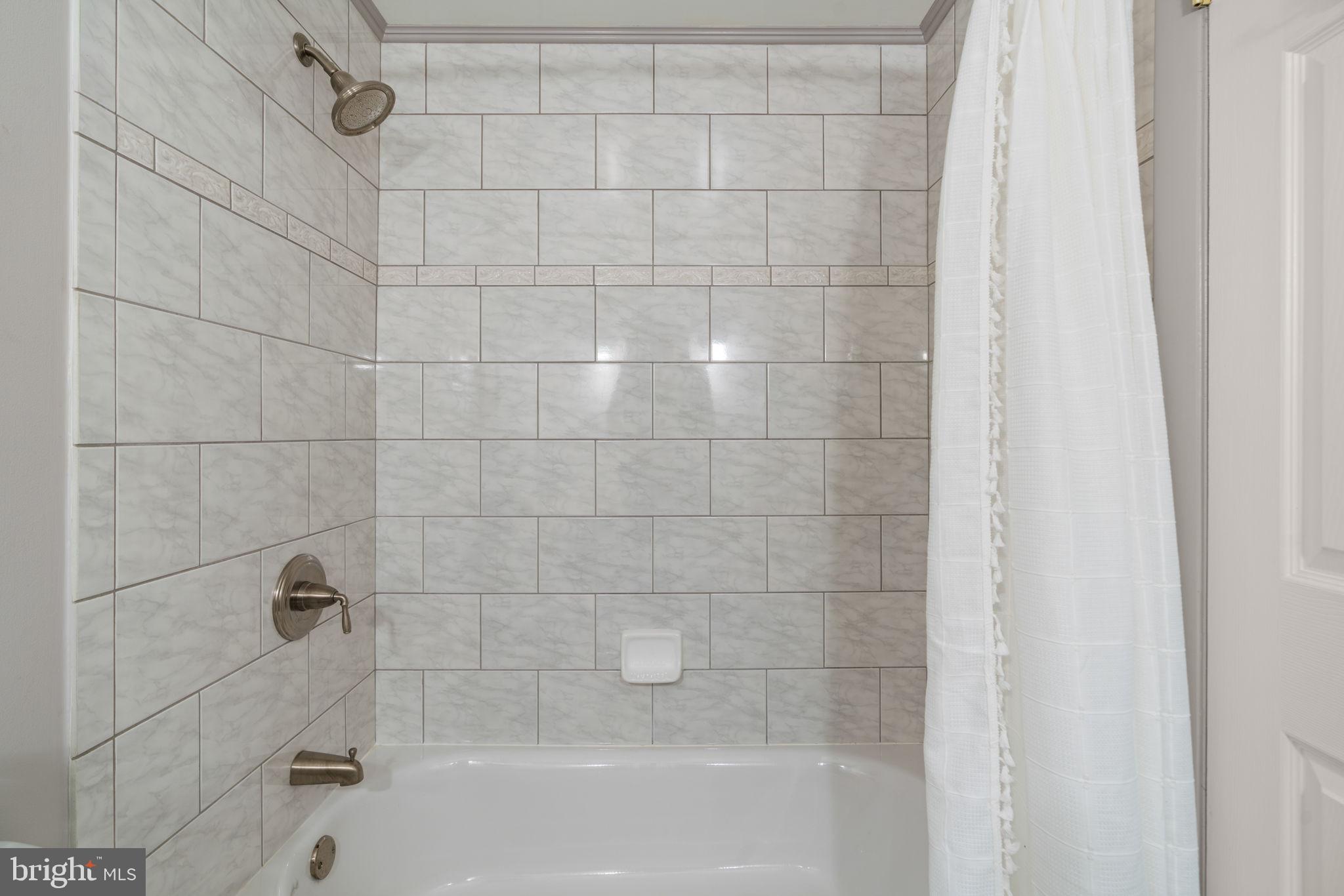 OWEN BROWN WOODS - Residential