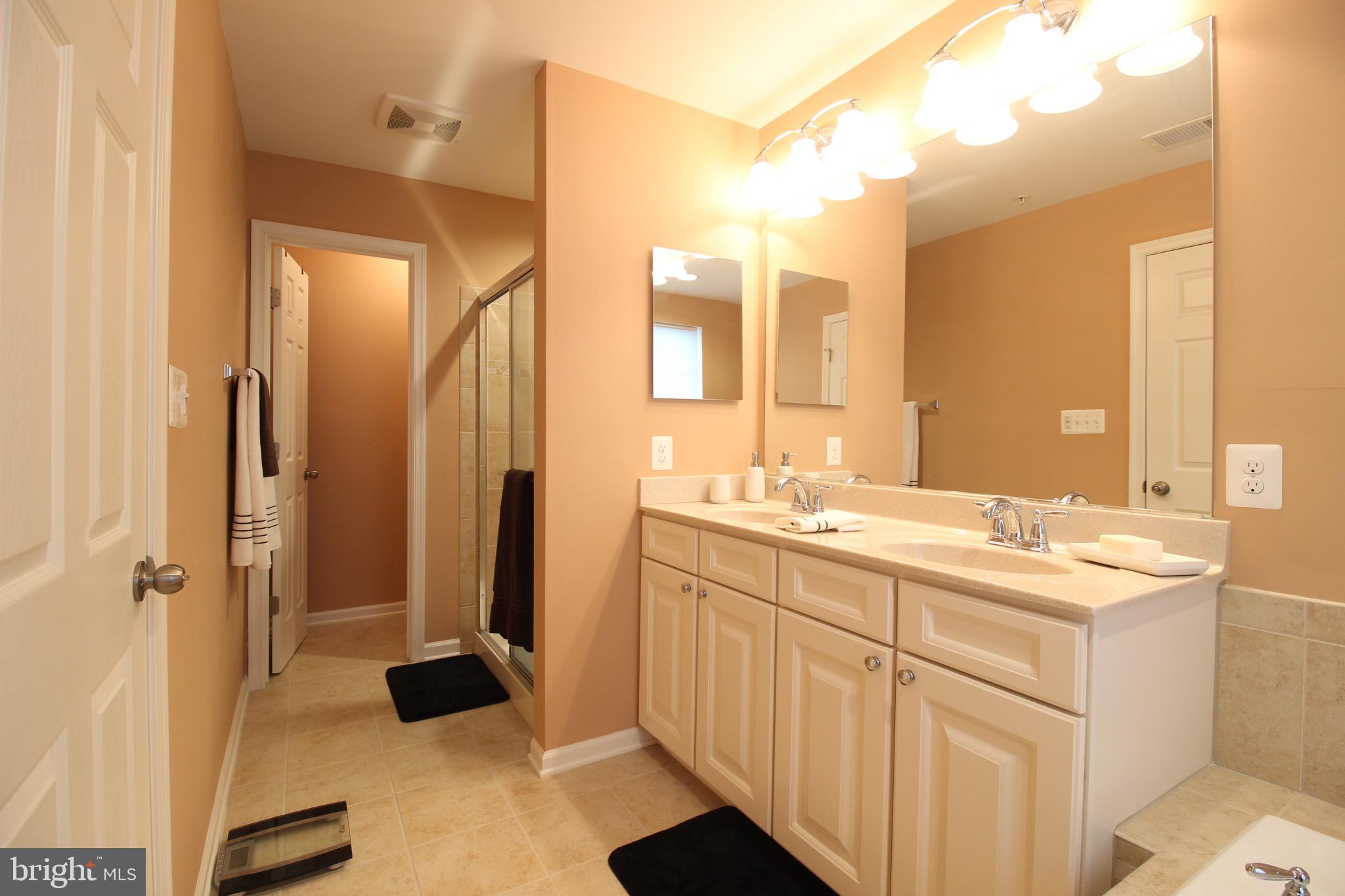 STONE RIDGE - Residential