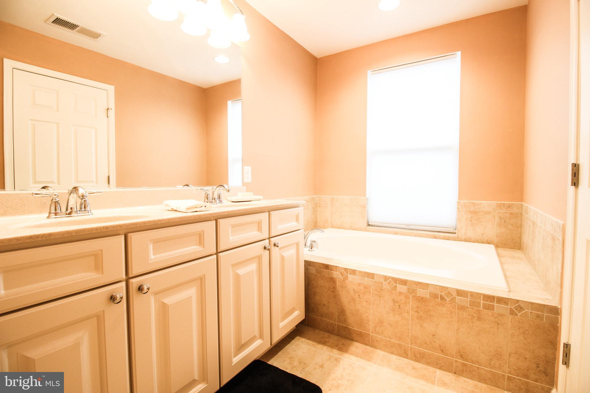 STONE RIDGE - Residential