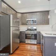 UNIVERSITY CITY - Residential Lease