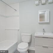 UNIVERSITY CITY - Residential Lease