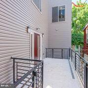 UNIVERSITY CITY - Residential Lease