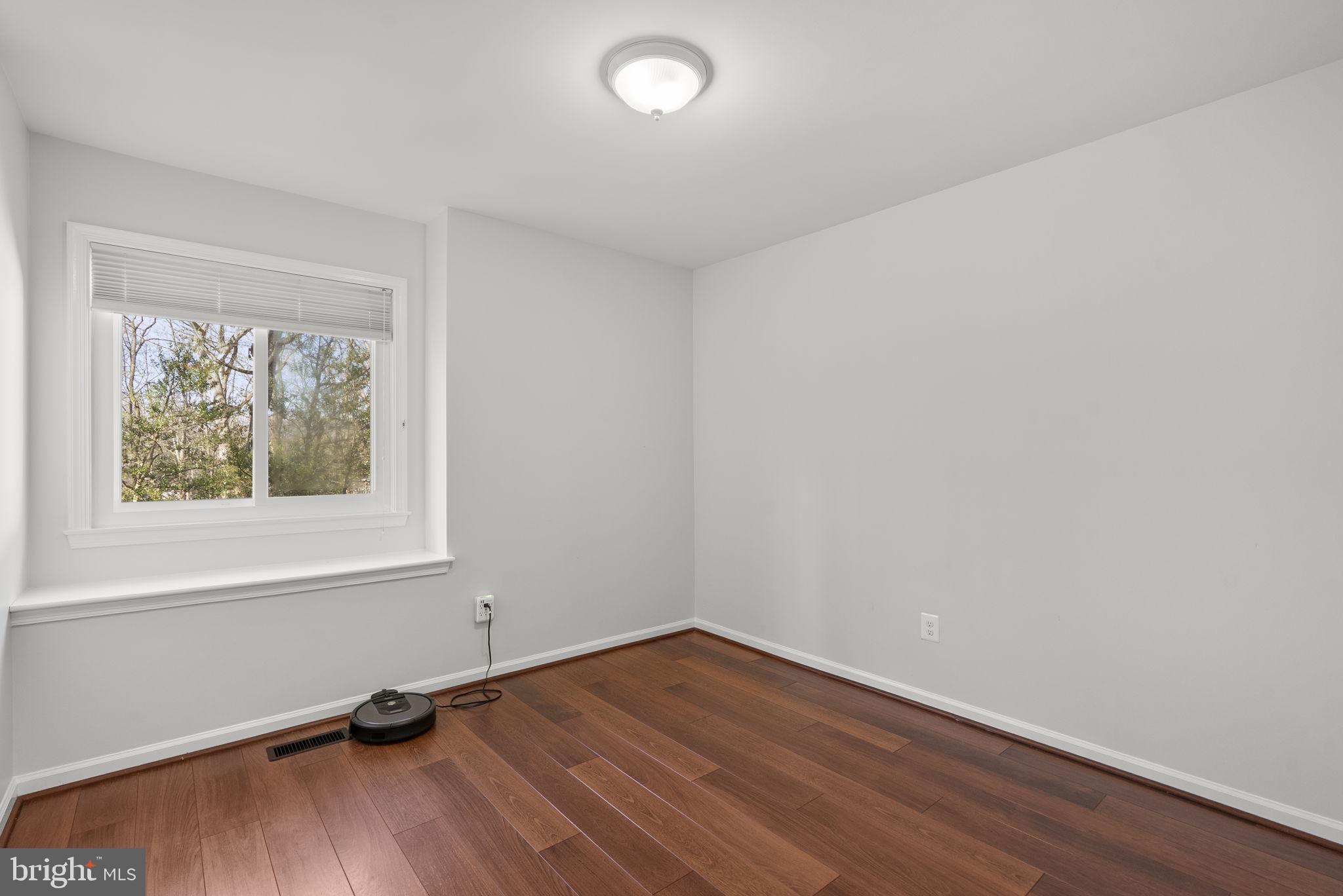 FLINTS GROVE - Residential