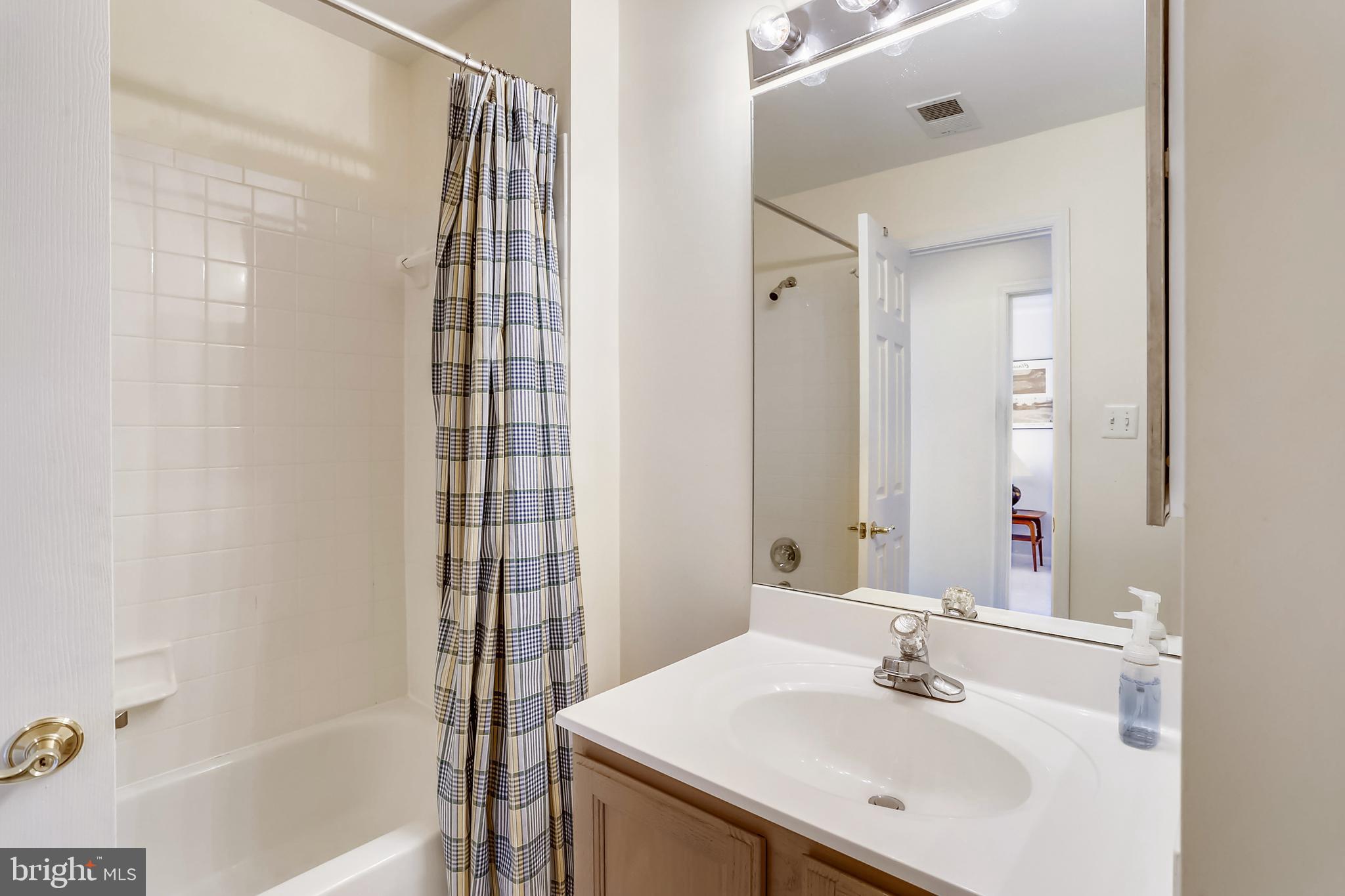 GERMANTOWN ESTATES - Residential