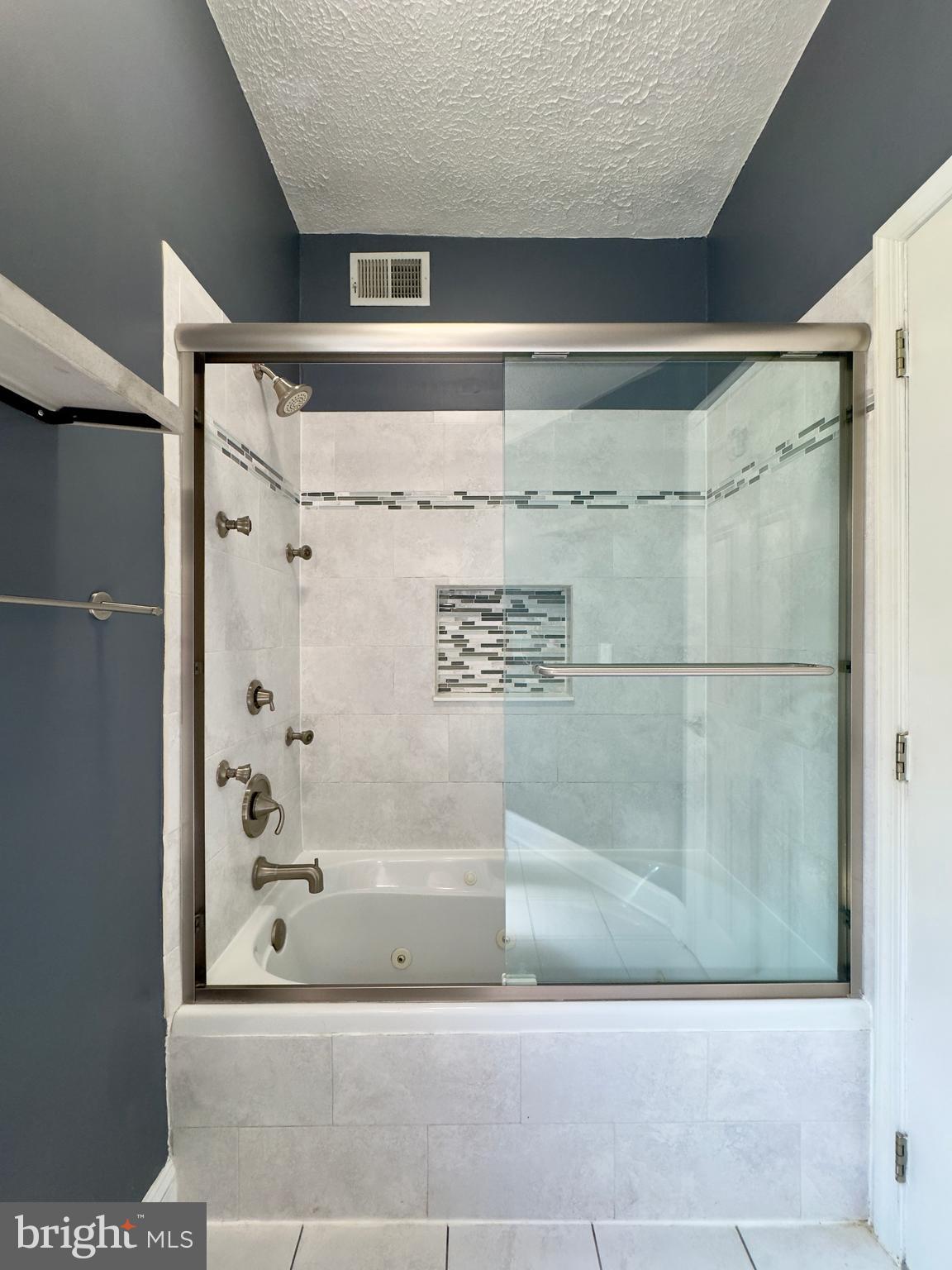 CANTON - Residential Lease