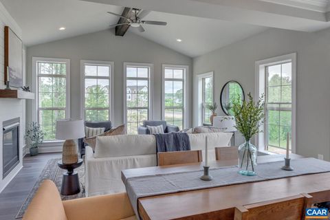 Townhouse For Sale - 9 Larkin Ln<br/> CROZET, VA 22932