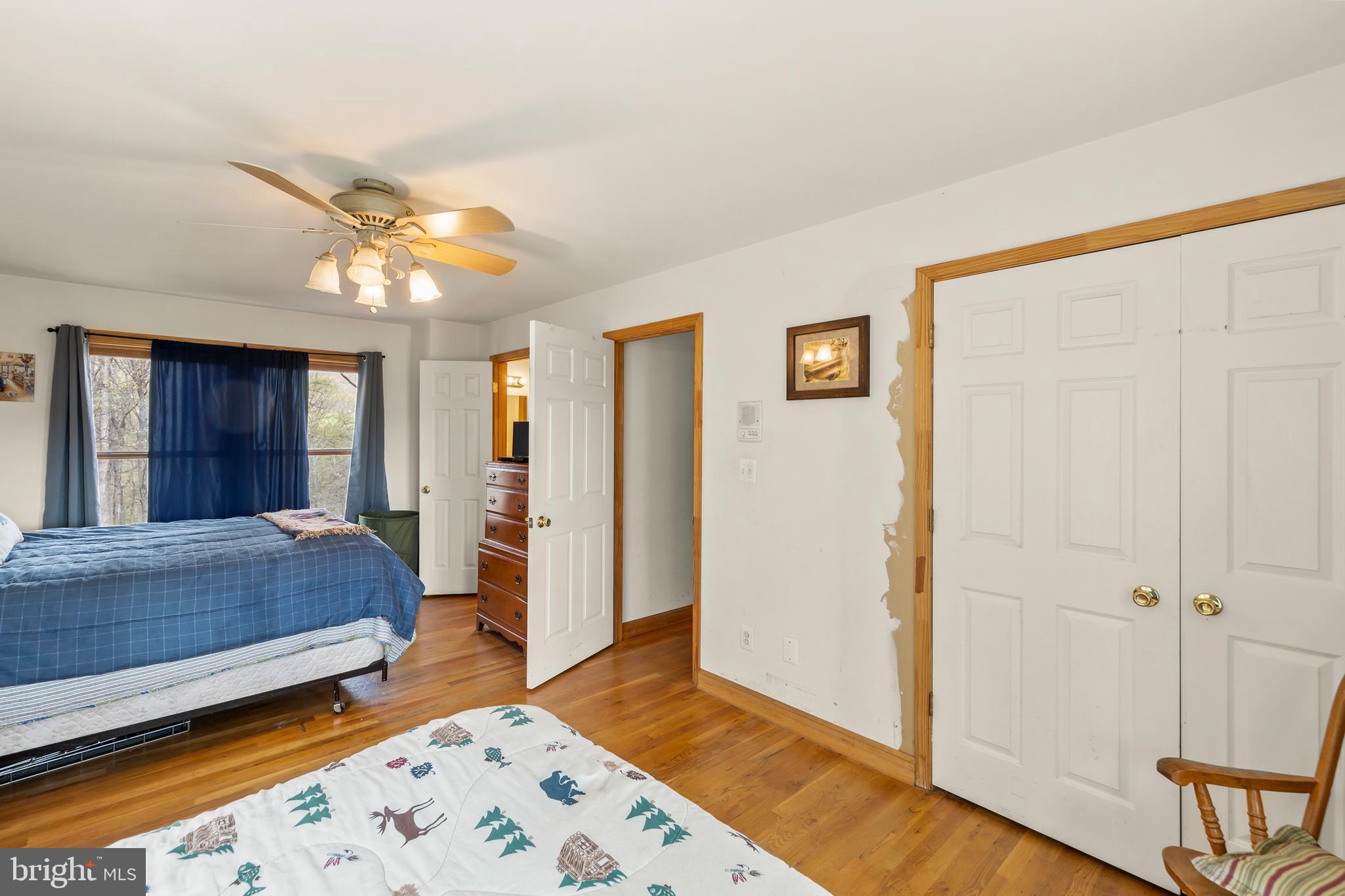 EAGLE BAY PROPERTIES - Residential