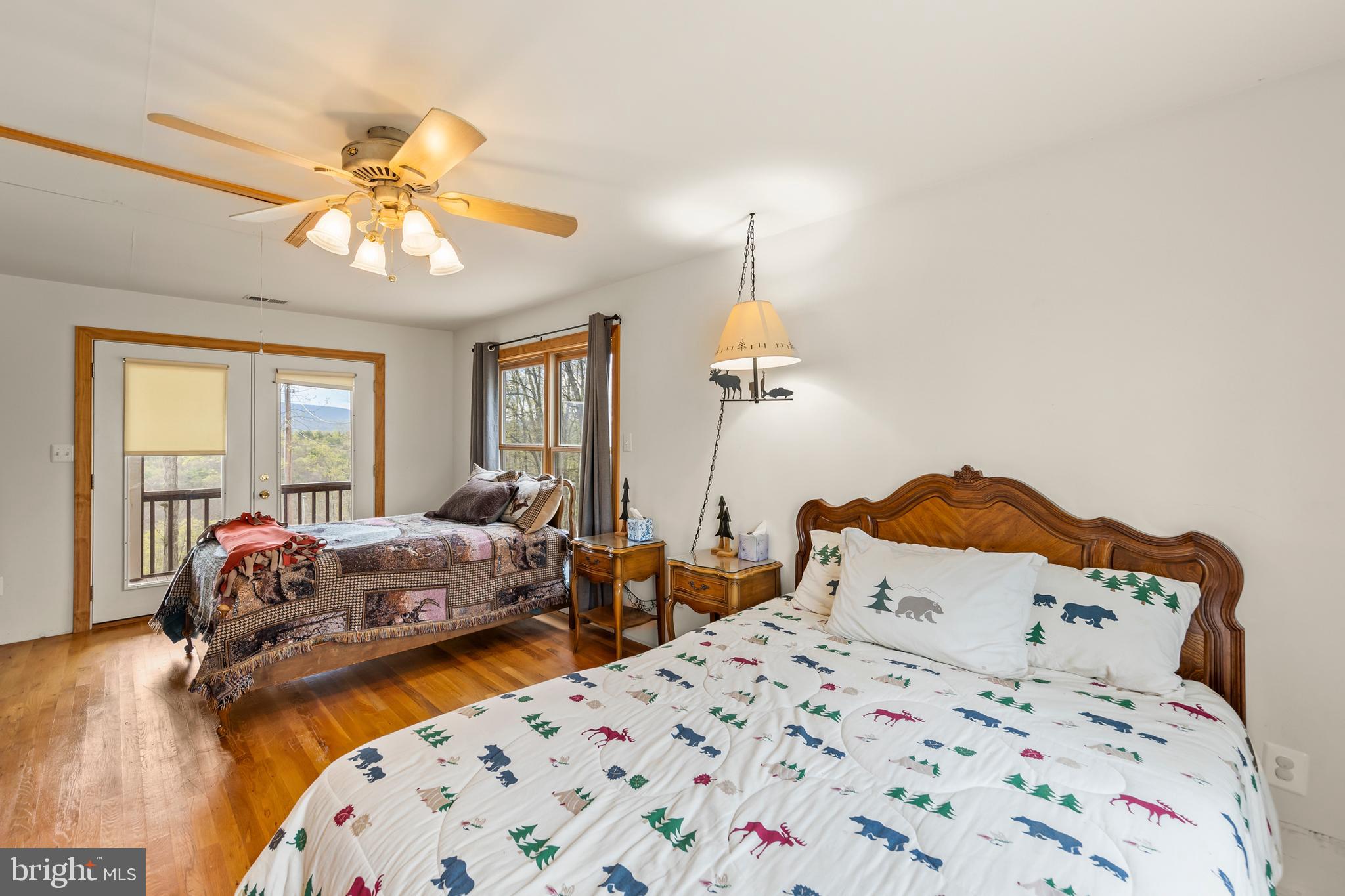 EAGLE BAY PROPERTIES - Residential