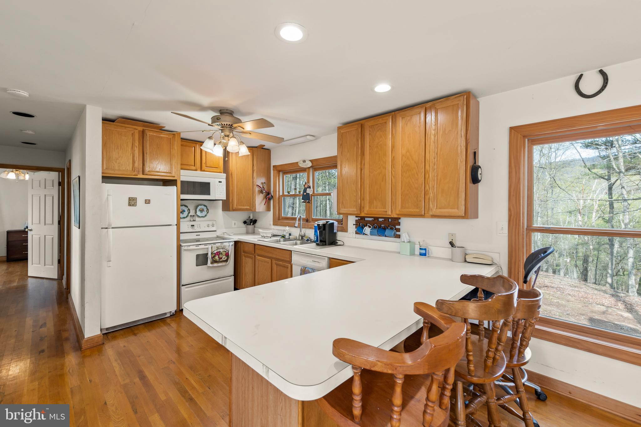 EAGLE BAY PROPERTIES - Residential