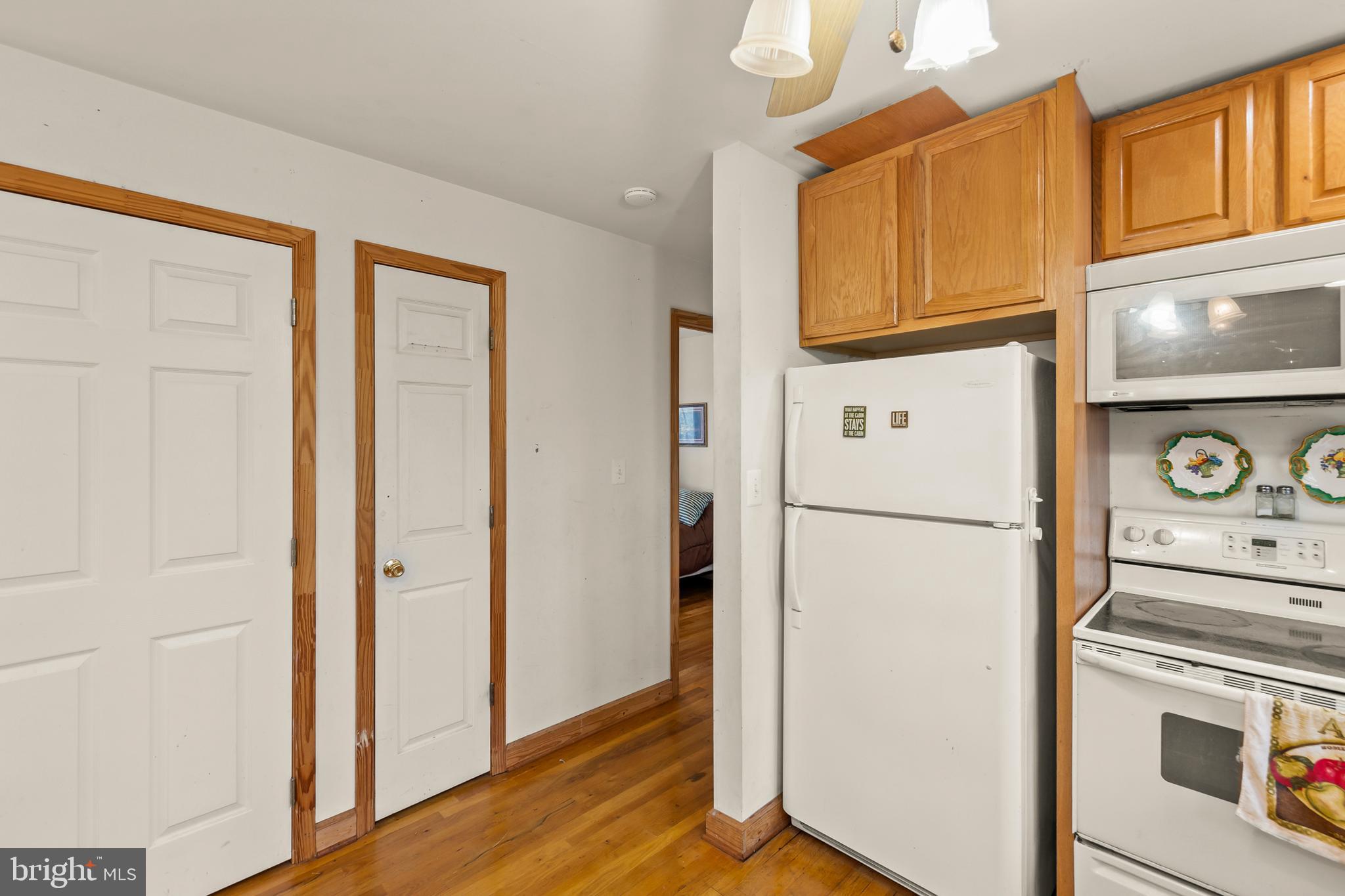 EAGLE BAY PROPERTIES - Residential