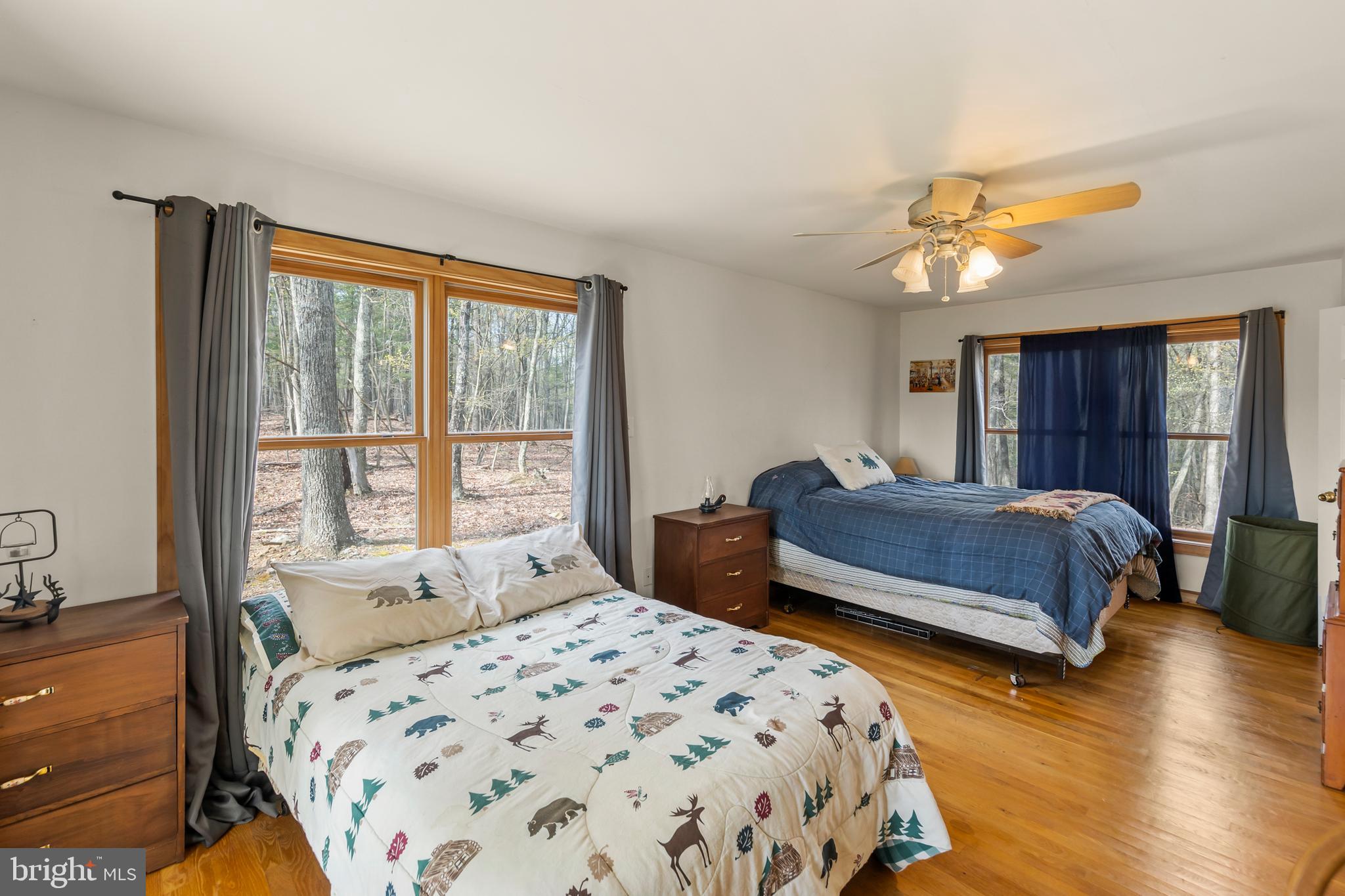 EAGLE BAY PROPERTIES - Residential