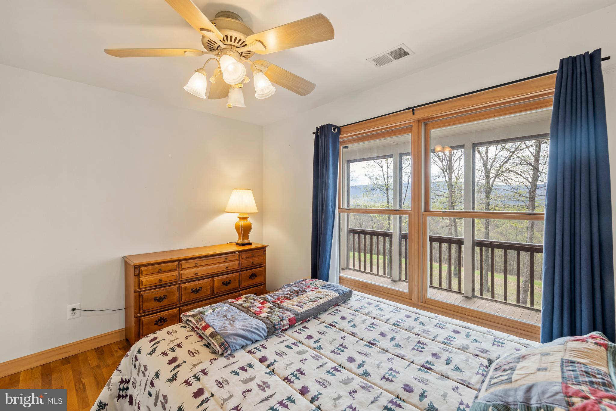 EAGLE BAY PROPERTIES - Residential