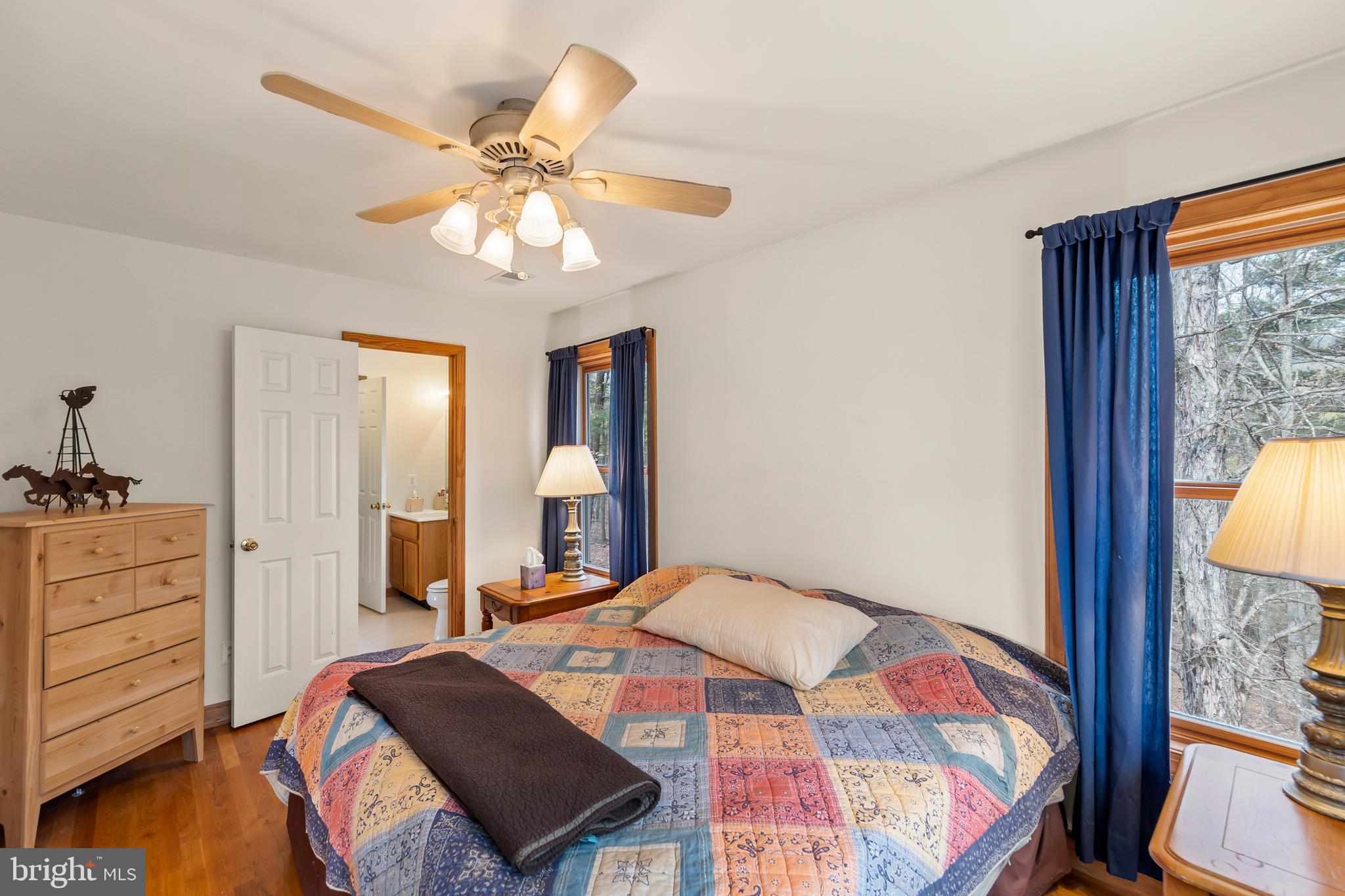 EAGLE BAY PROPERTIES - Residential