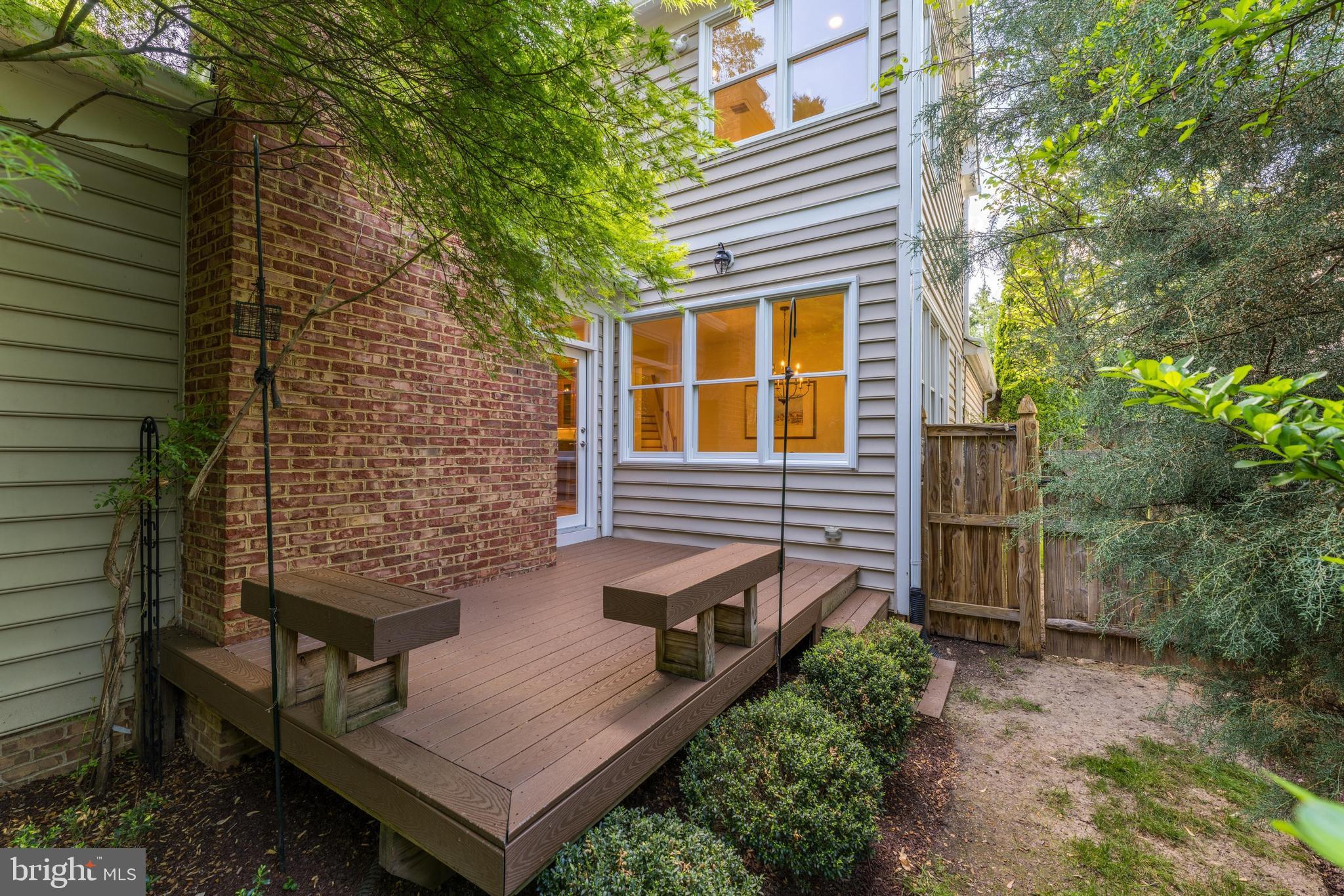 BEVERLY MANOR - Residential