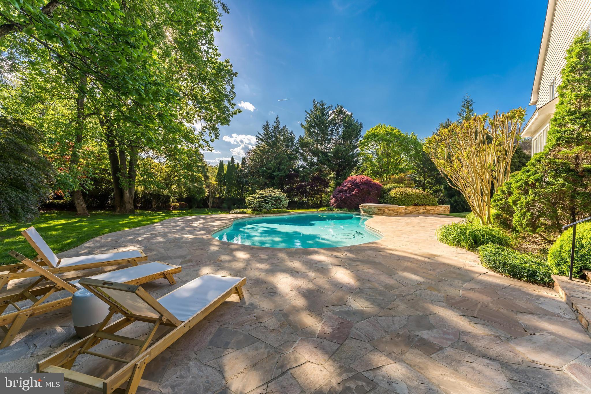 BEVERLY MANOR - Residential