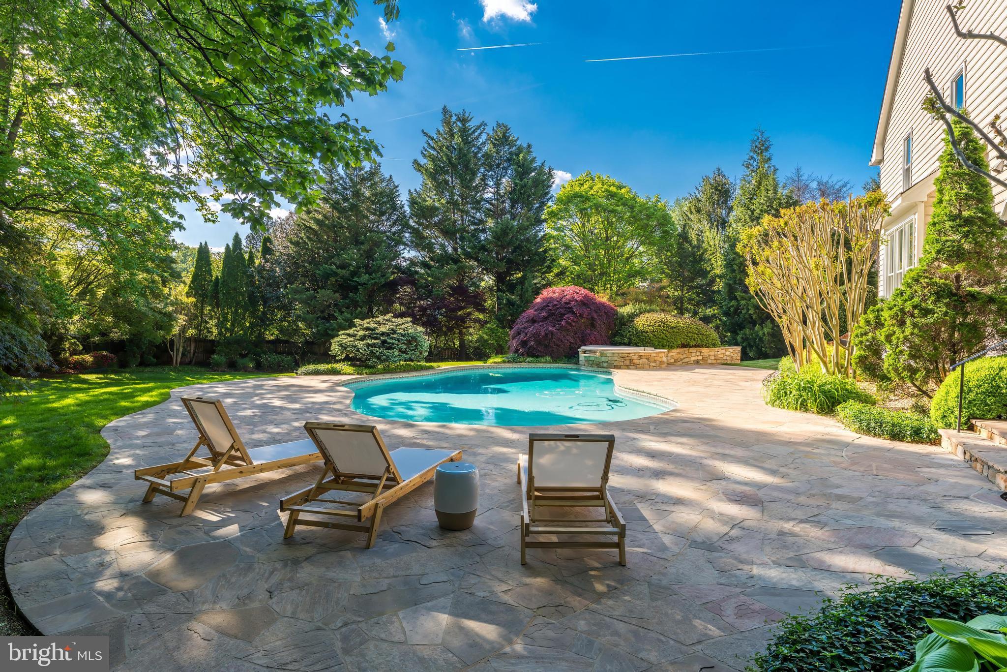 BEVERLY MANOR - Residential