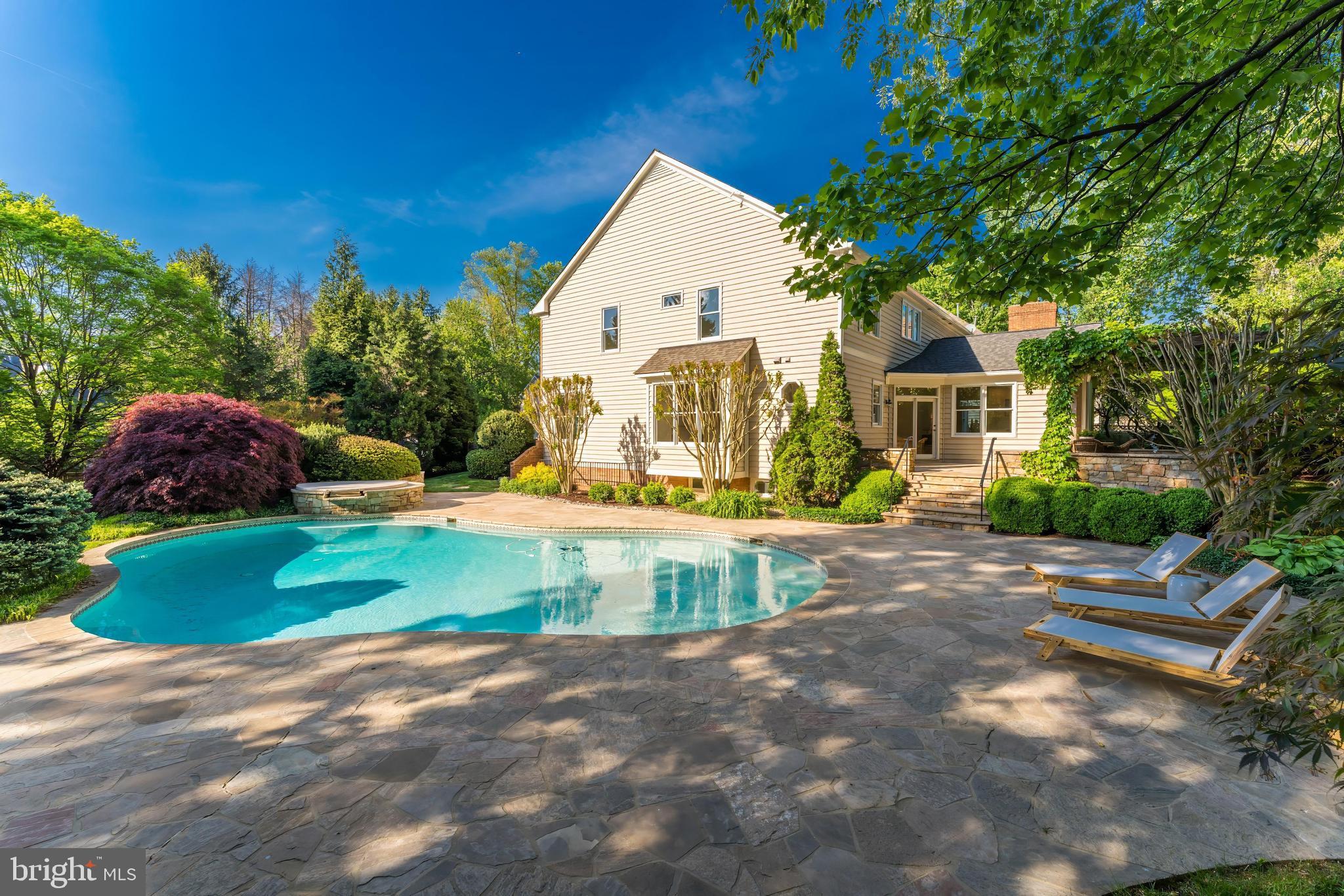 BEVERLY MANOR - Residential