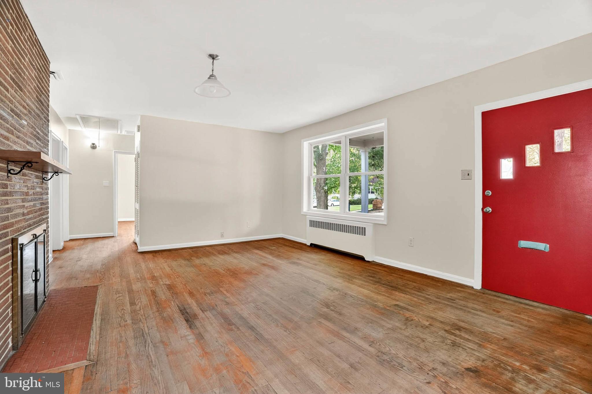 UNIVERSITY HILLS - Residential Lease