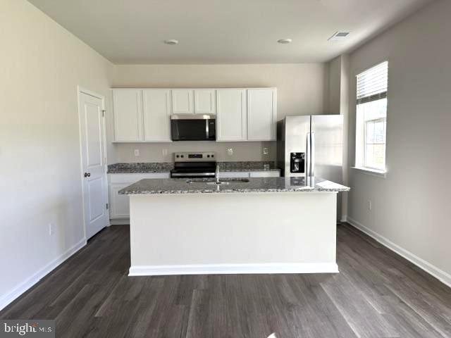 280 ANCONAS BOULEVARD