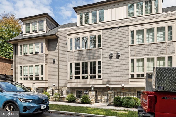 8215 SHAWNEE ST, PHILADELPHIA, PA 19118 - Image c4d6a5b500cf619334c5e75b413bcacd/863182127