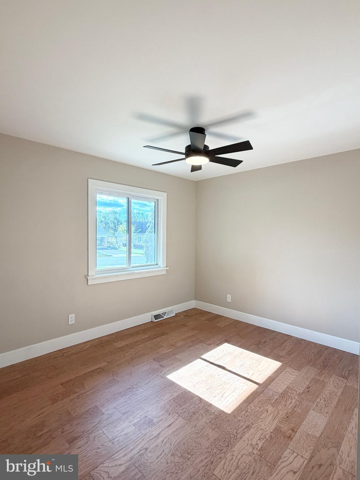 WHITFIELD - Residential