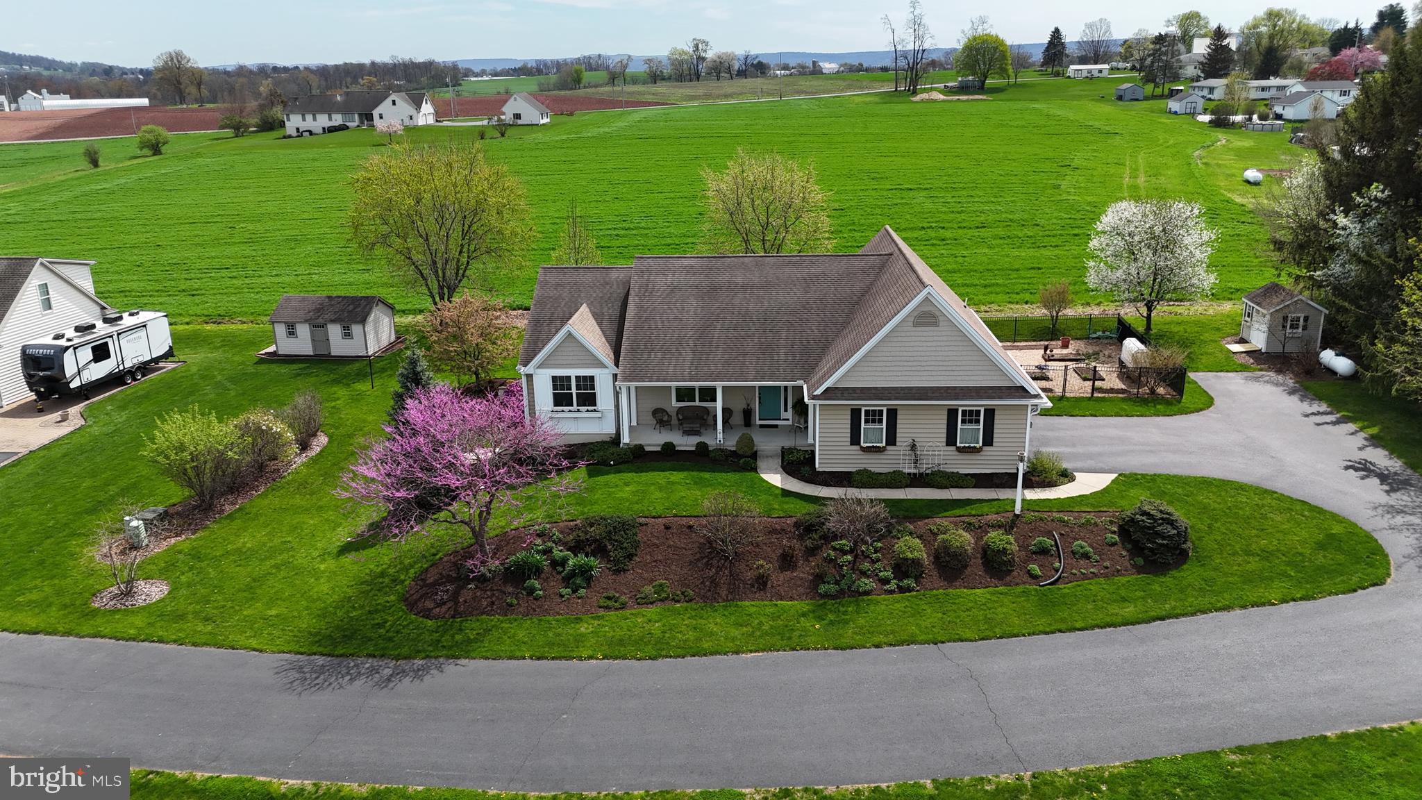 TERRE HILL BOROUGH - Residential