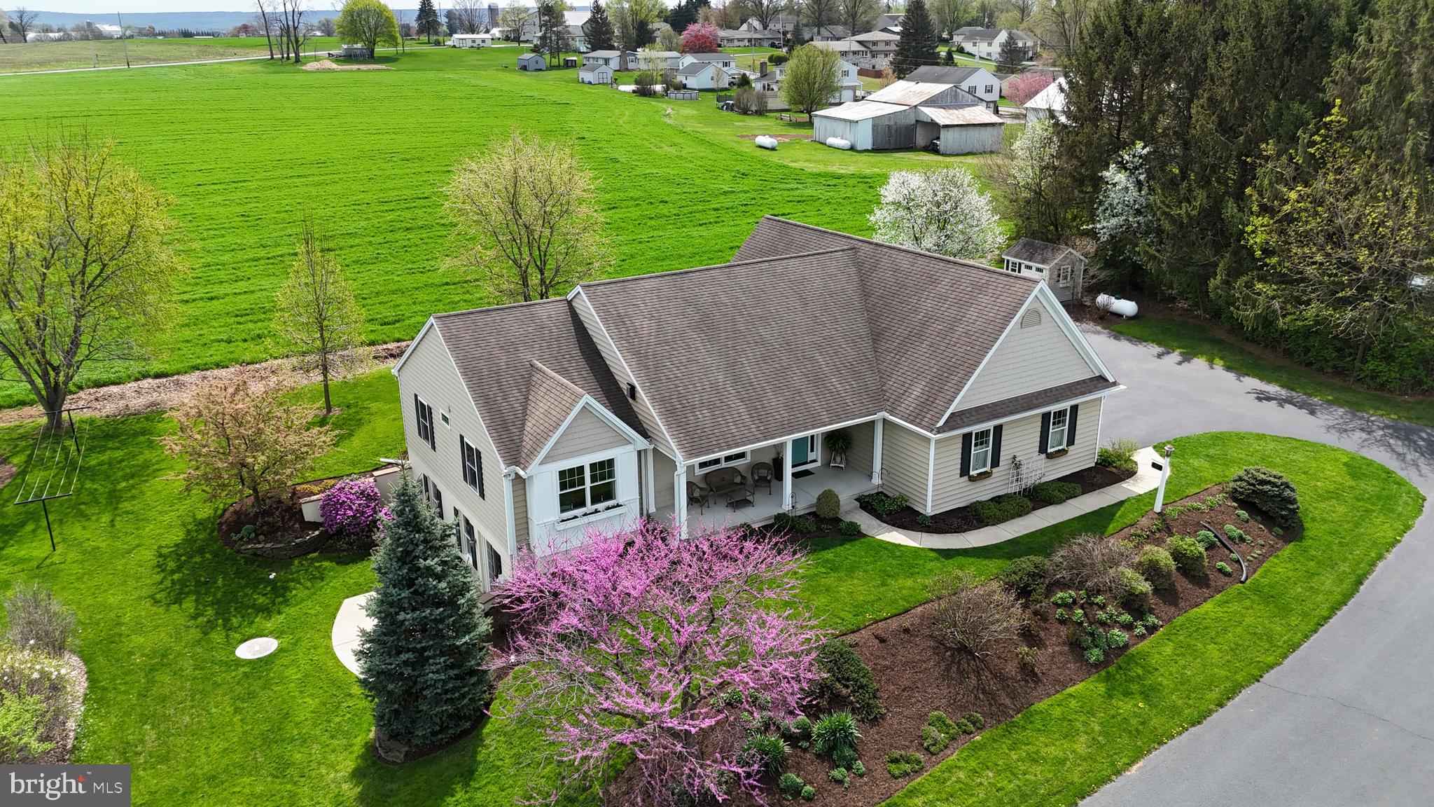 TERRE HILL BOROUGH - Residential