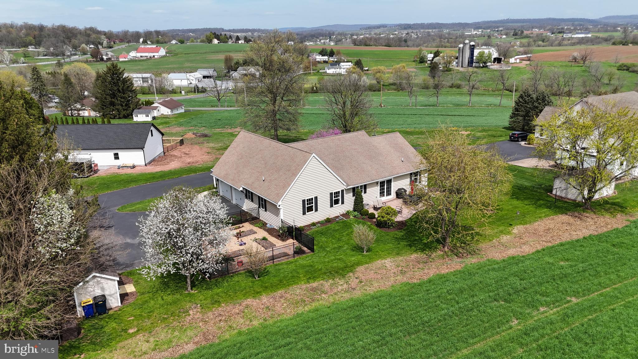 TERRE HILL BOROUGH - Residential