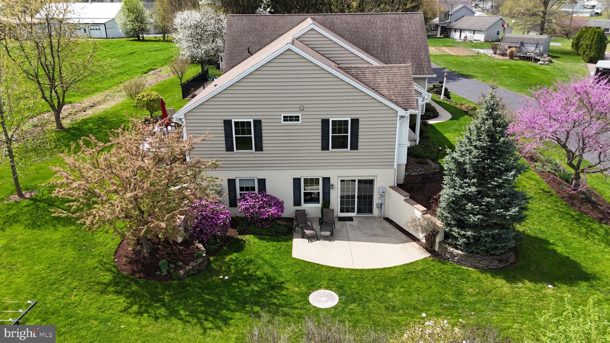 TERRE HILL BOROUGH - Residential