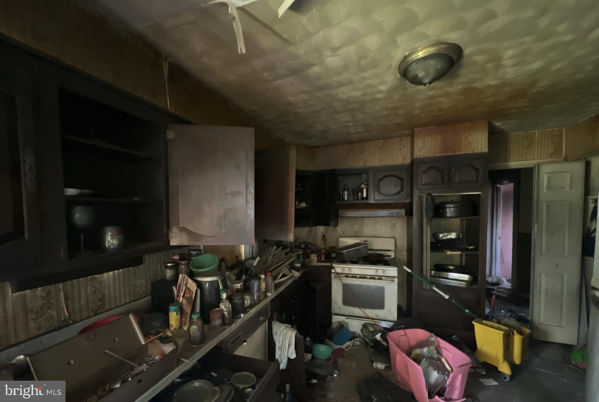 GREENWOOD KNOLLS - Residential