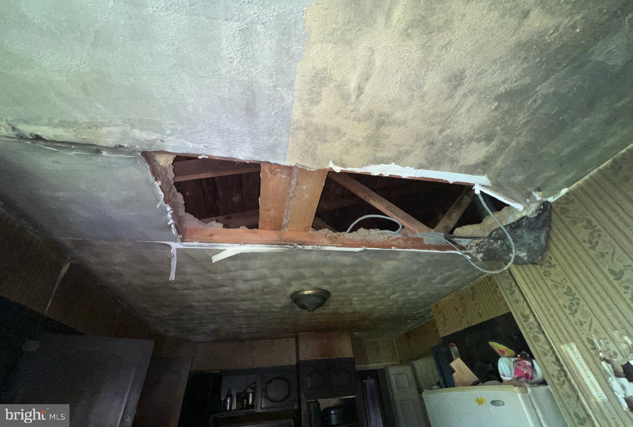 GREENWOOD KNOLLS - Residential