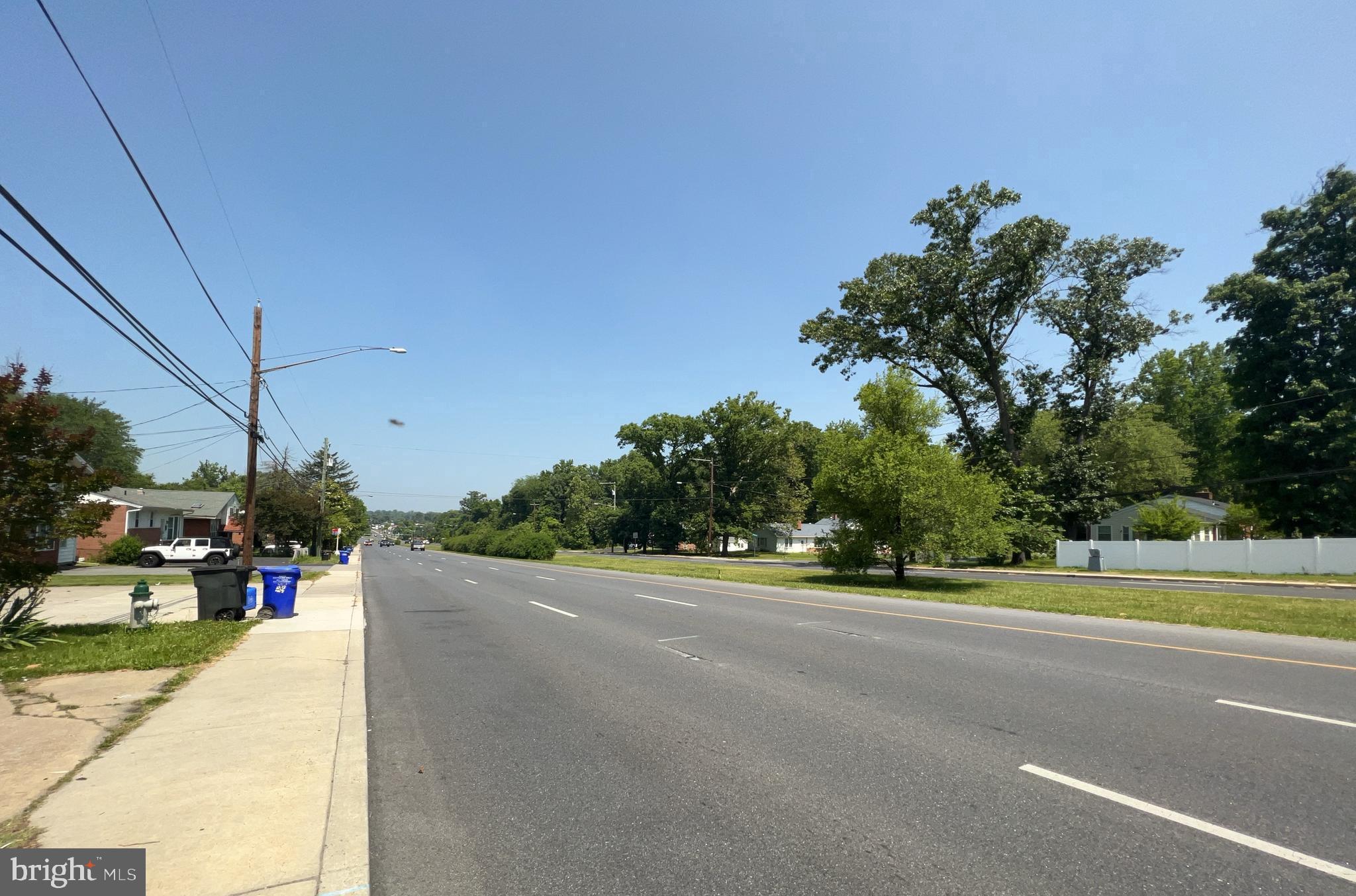 GREENWOOD KNOLLS - Residential