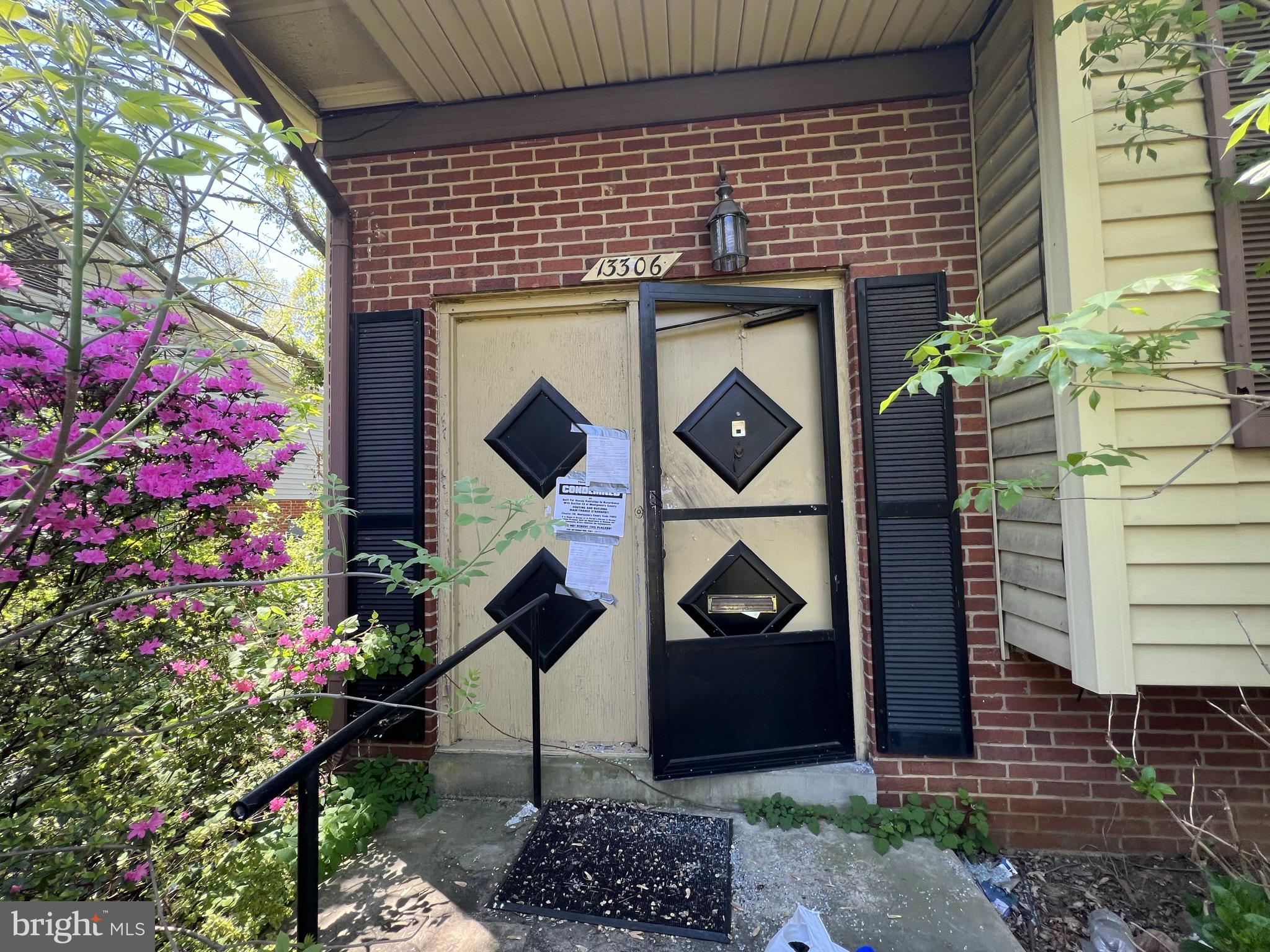 GREENWOOD KNOLLS - Residential