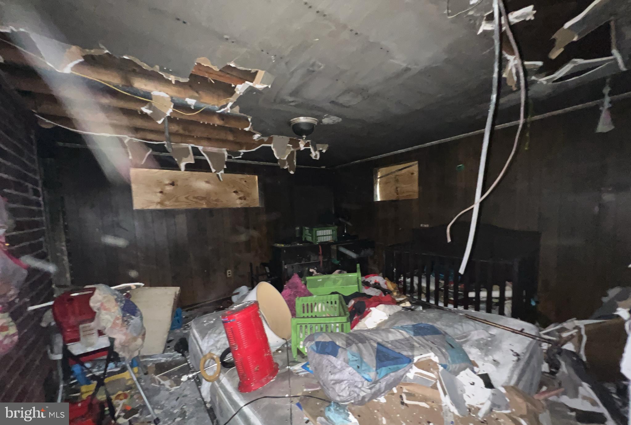 GREENWOOD KNOLLS - Residential