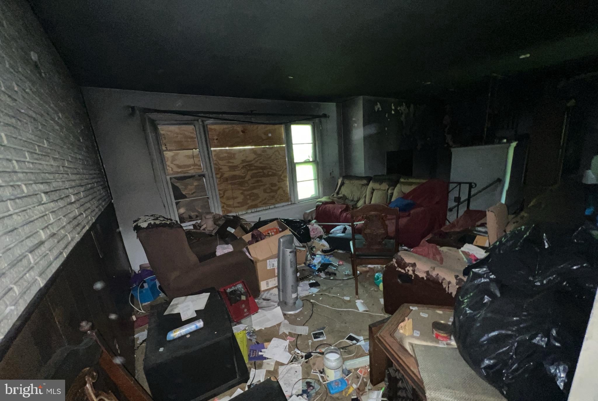 GREENWOOD KNOLLS - Residential